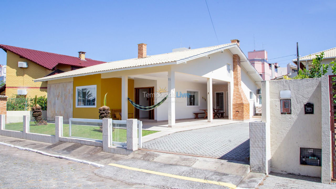 House for vacation rental in Florianopolis (Praia dos Ingleses)