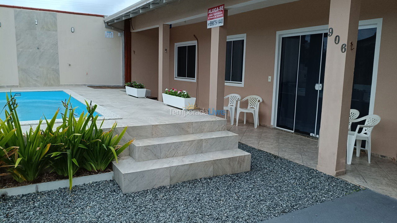 House for vacation rental in São Francisco do Sul (Enseada)