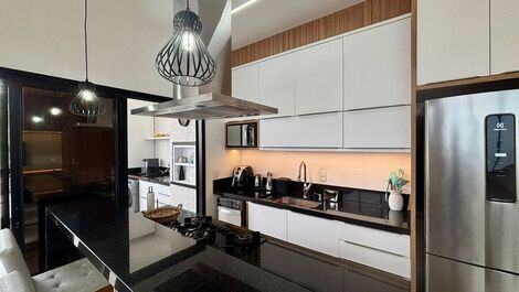 Beautiful Penthouse with Ocean View in Canto Grande