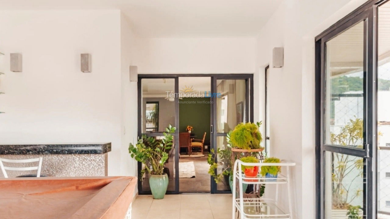 Apartment for vacation rental in Guarujá (Enseada)