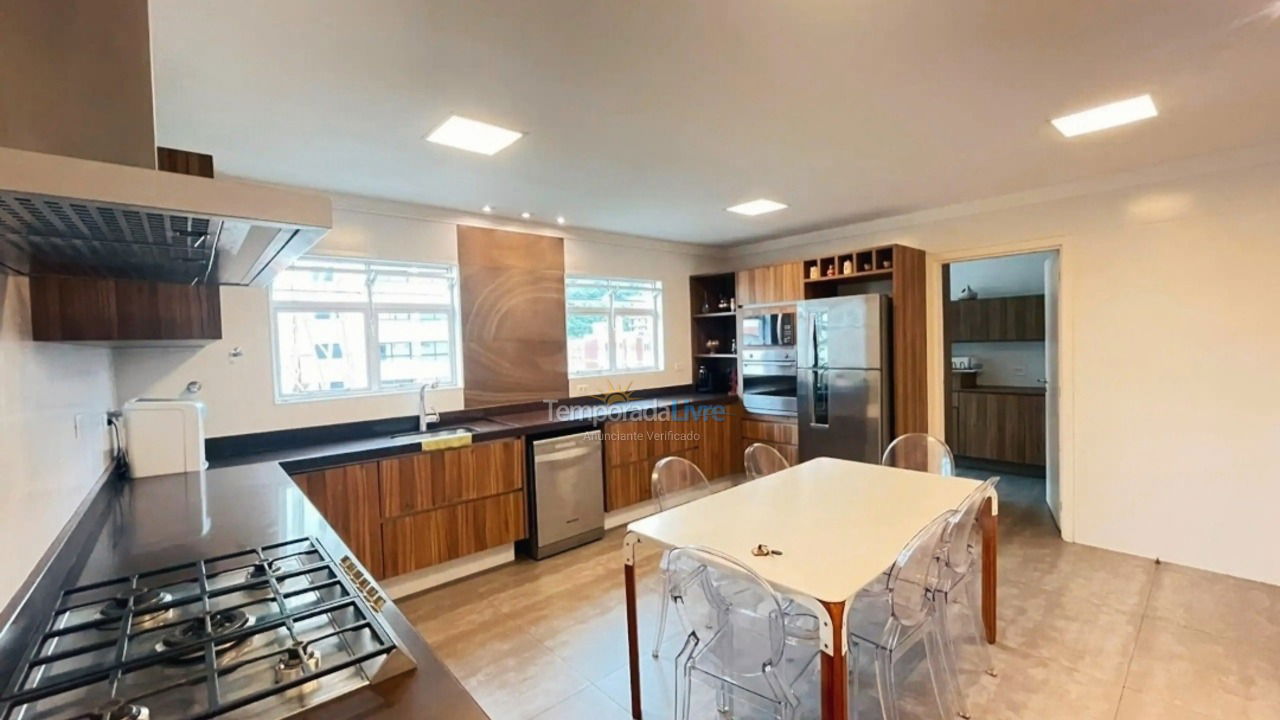 Apartment for vacation rental in Guarujá (Enseada)