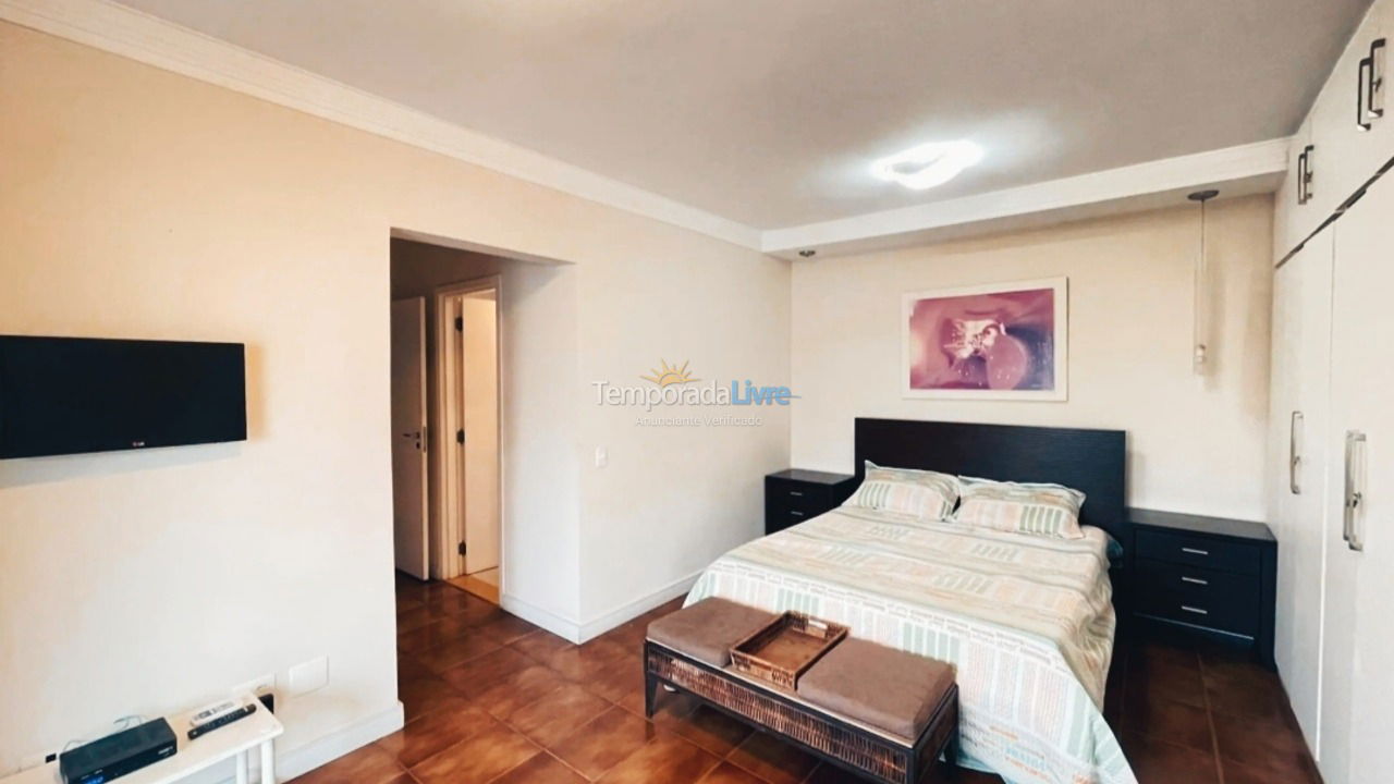 Apartment for vacation rental in Guarujá (Enseada)