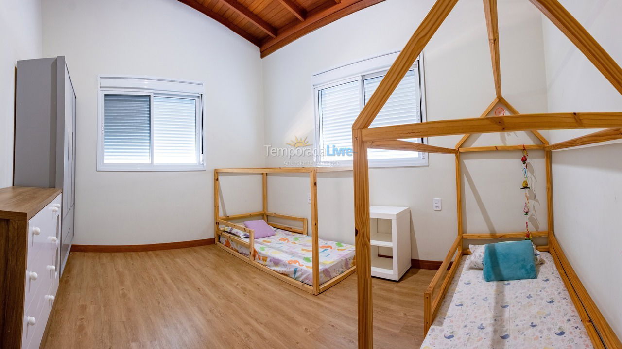 Casa para alquiler de vacaciones em Florianópolis (Novo Campeche)