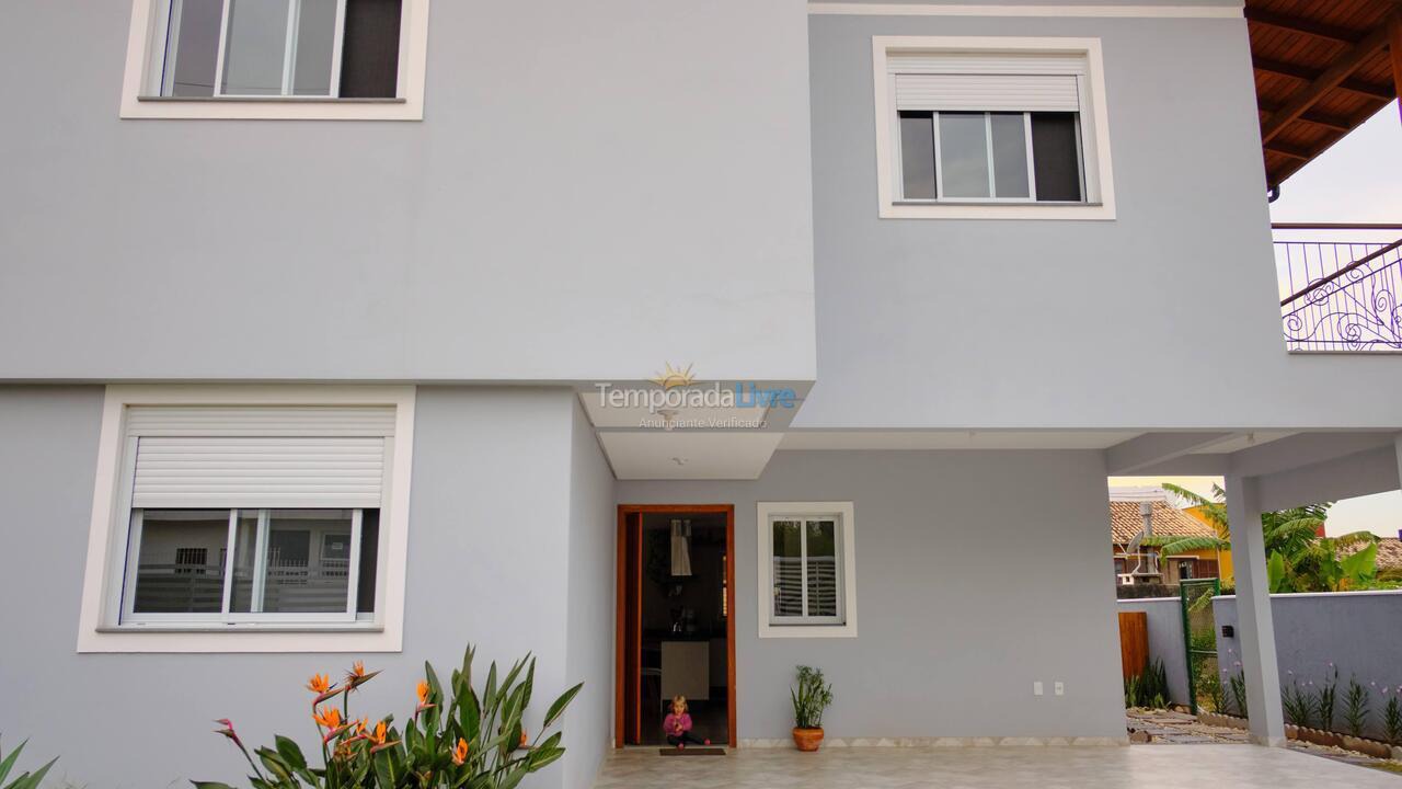 Casa para alquiler de vacaciones em Florianópolis (Novo Campeche)
