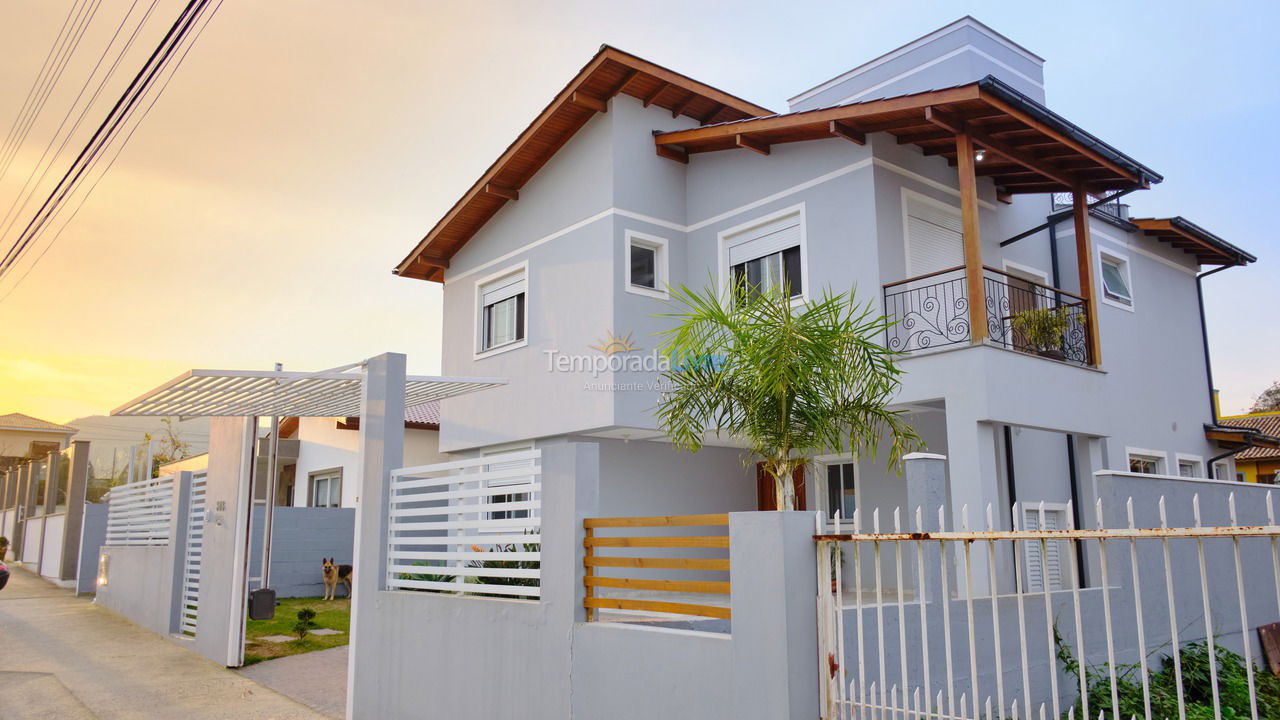 Casa para alquiler de vacaciones em Florianópolis (Novo Campeche)