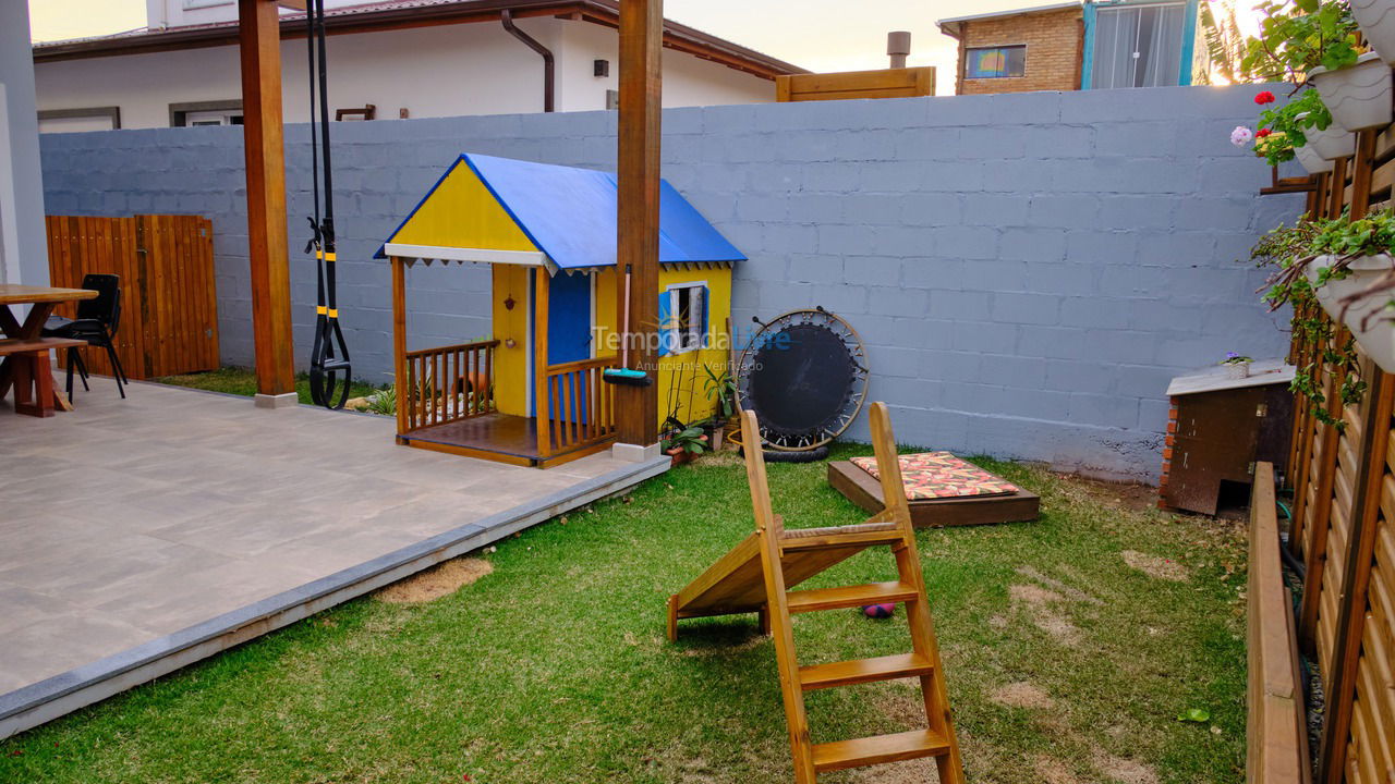 Casa para alquiler de vacaciones em Florianópolis (Novo Campeche)