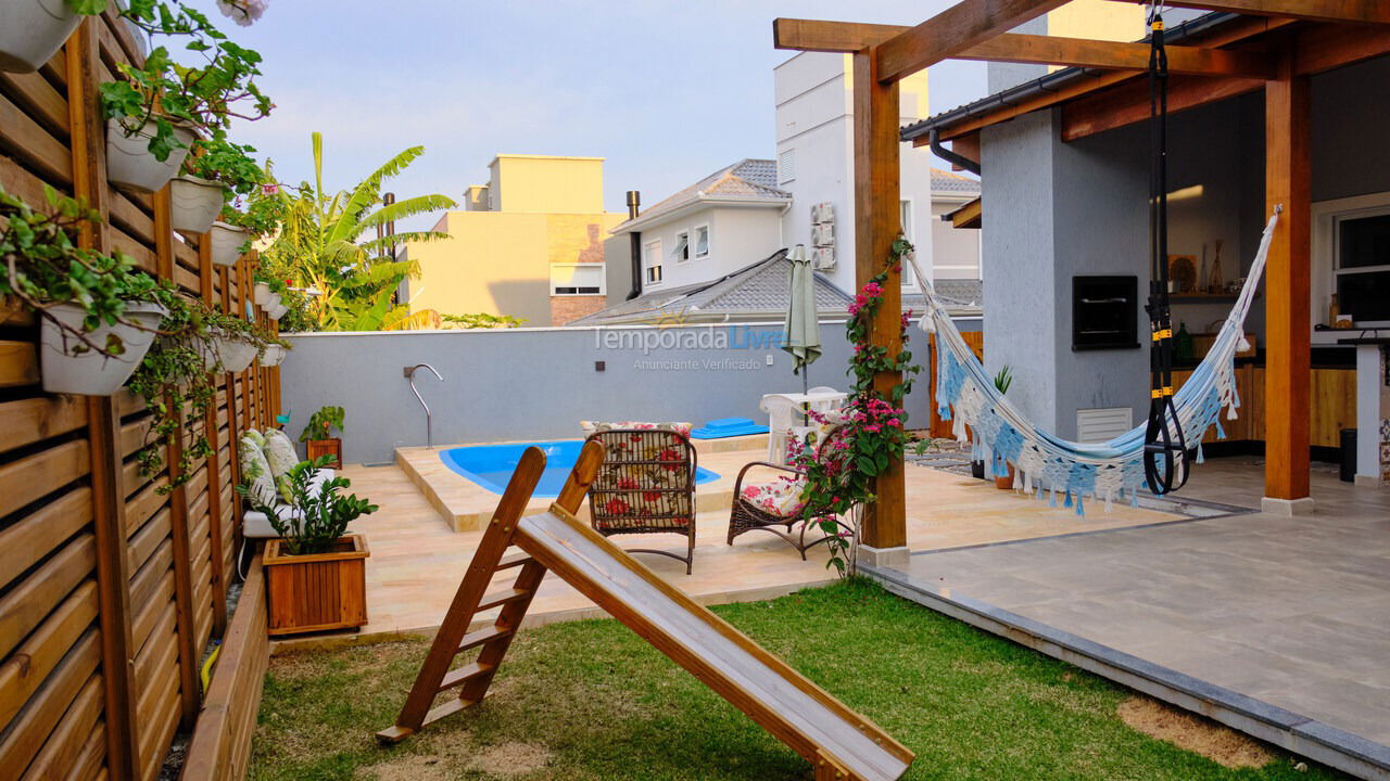 Casa para alquiler de vacaciones em Florianópolis (Novo Campeche)