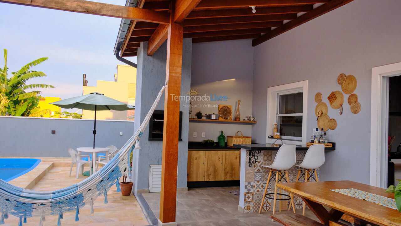 Casa para alquiler de vacaciones em Florianópolis (Novo Campeche)