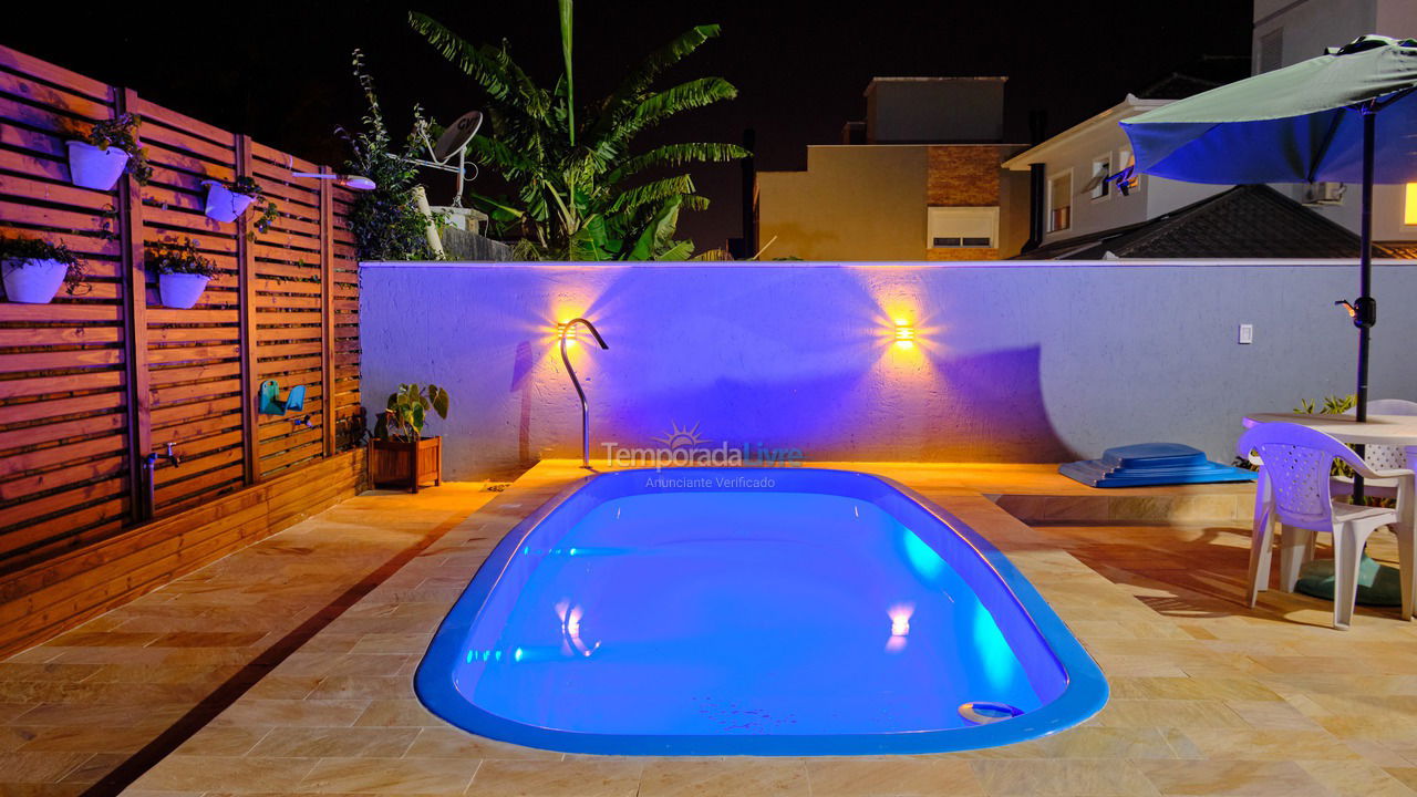 Casa para alquiler de vacaciones em Florianópolis (Novo Campeche)