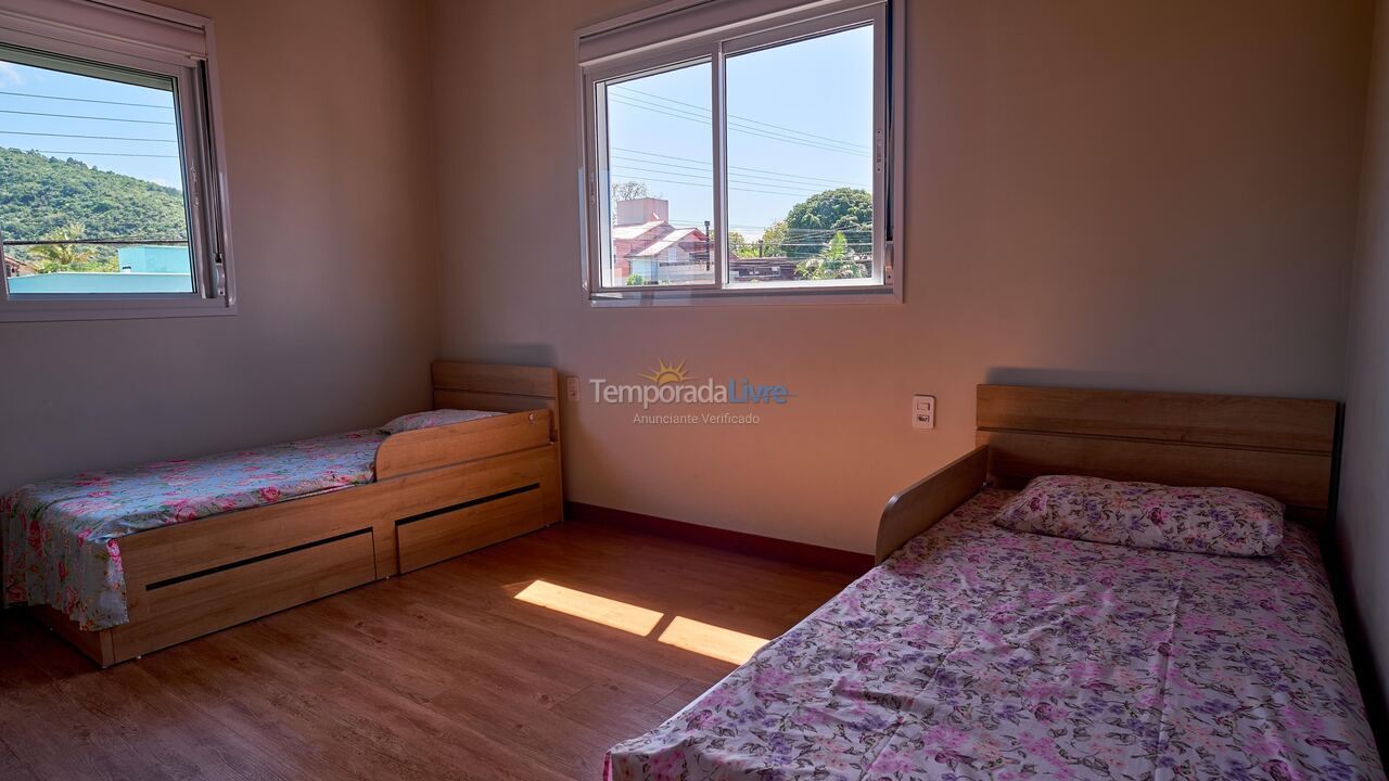 Casa para alquiler de vacaciones em Florianópolis (Novo Campeche)