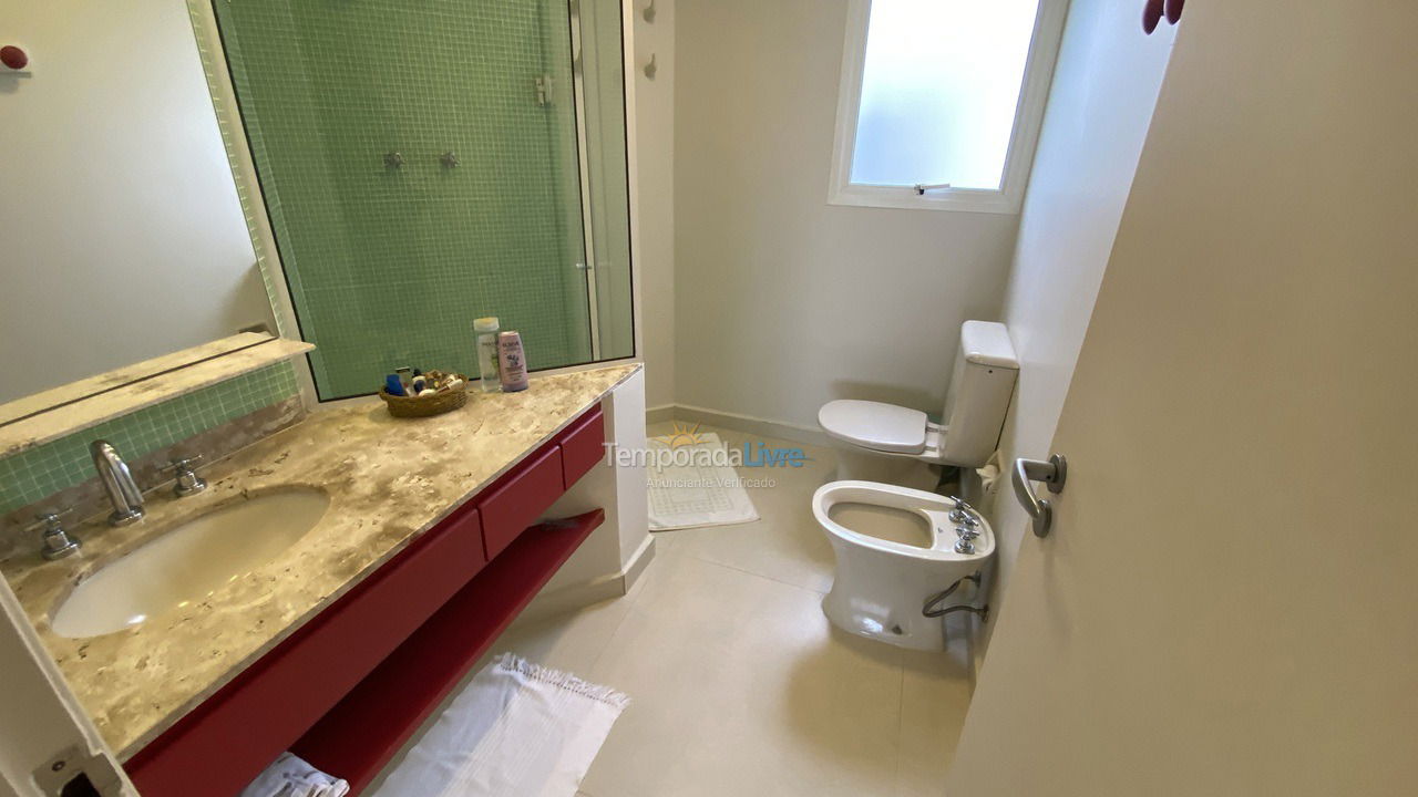 Apartamento para aluguel de temporada em Bertioga (Riviera de São Lourenço)