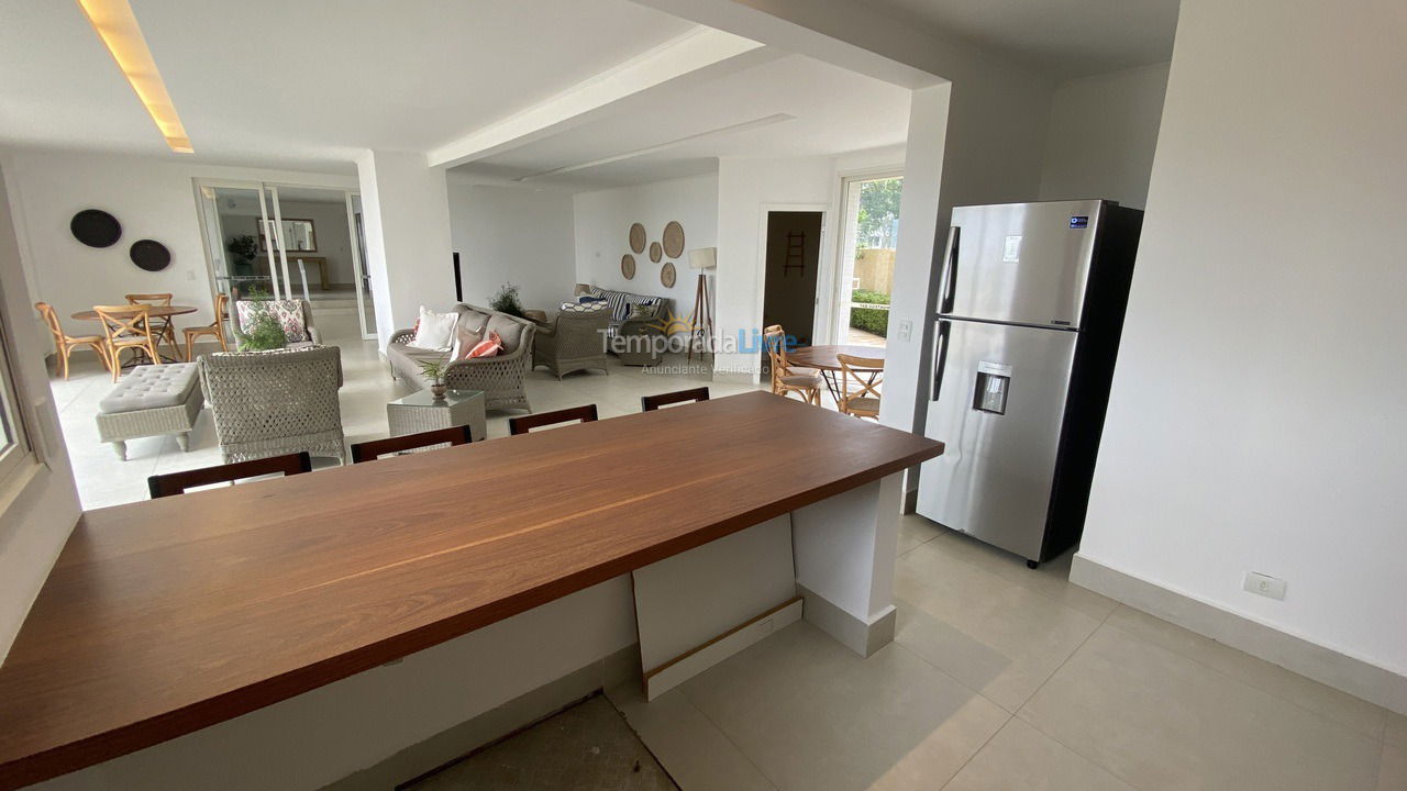 Apartamento para aluguel de temporada em Bertioga (Riviera de São Lourenço)