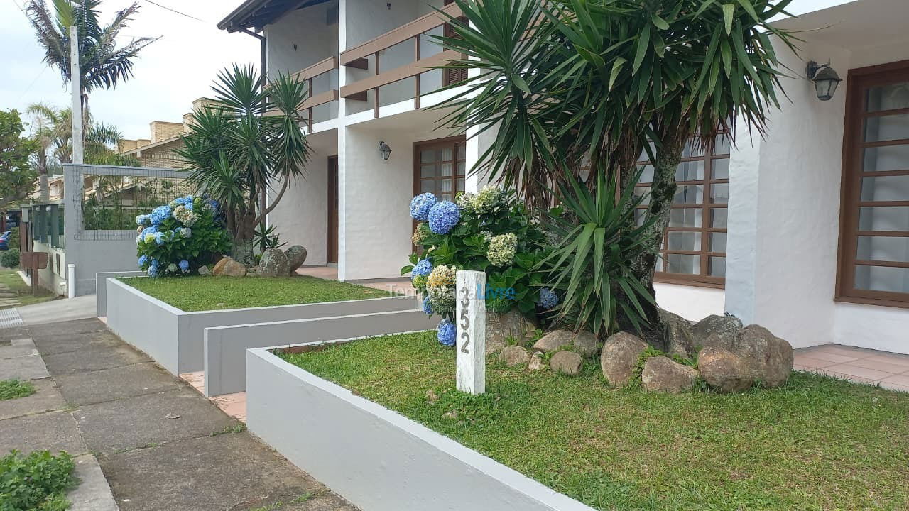 Casa para aluguel de temporada em Garopaba (Morrinhos)