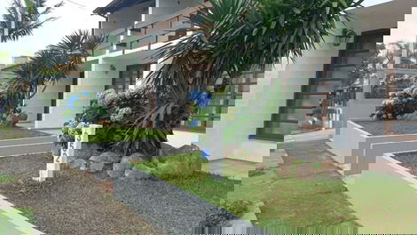 Casas em condominio 100 mts do mar, Morrinhos, Garopaba