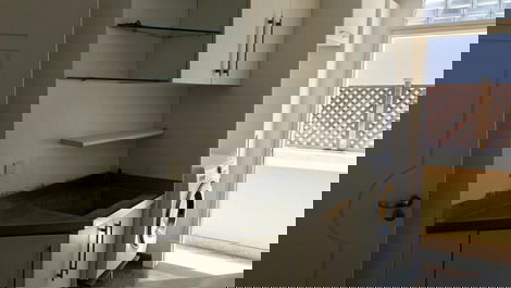 Mansion with 8 suites, sleeps 16, pool in Jurerê Internacional