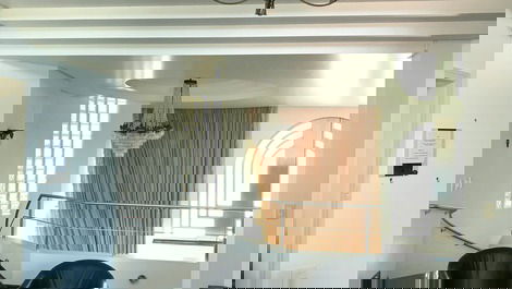 Mansion with 8 suites, sleeps 16, pool in Jurerê Internacional