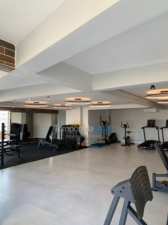 Apartamento para alquiler de vacaciones em Praia Grande (Praia do Caiçara)