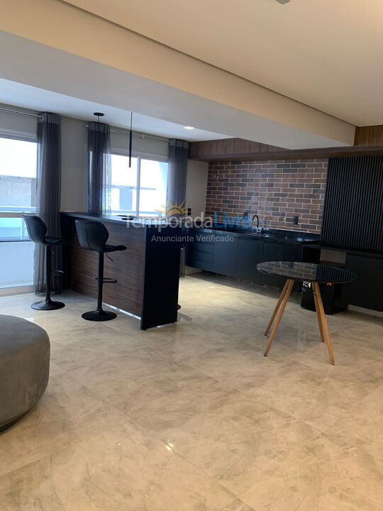 Apartamento para alquiler de vacaciones em Praia Grande (Praia do Caiçara)