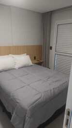 Apartamento para 8 personas, a 200 metros de la playa, con vistas al mar.