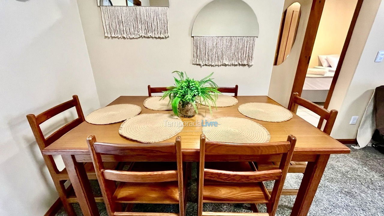 Apartamento para aluguel de temporada em Itapema (Meia Praia)