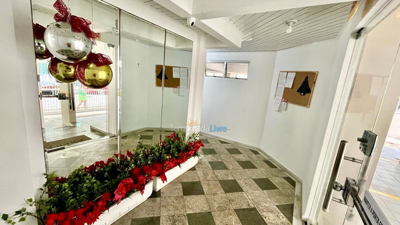 Apartamento para aluguel de temporada em Itapema (Meia Praia)