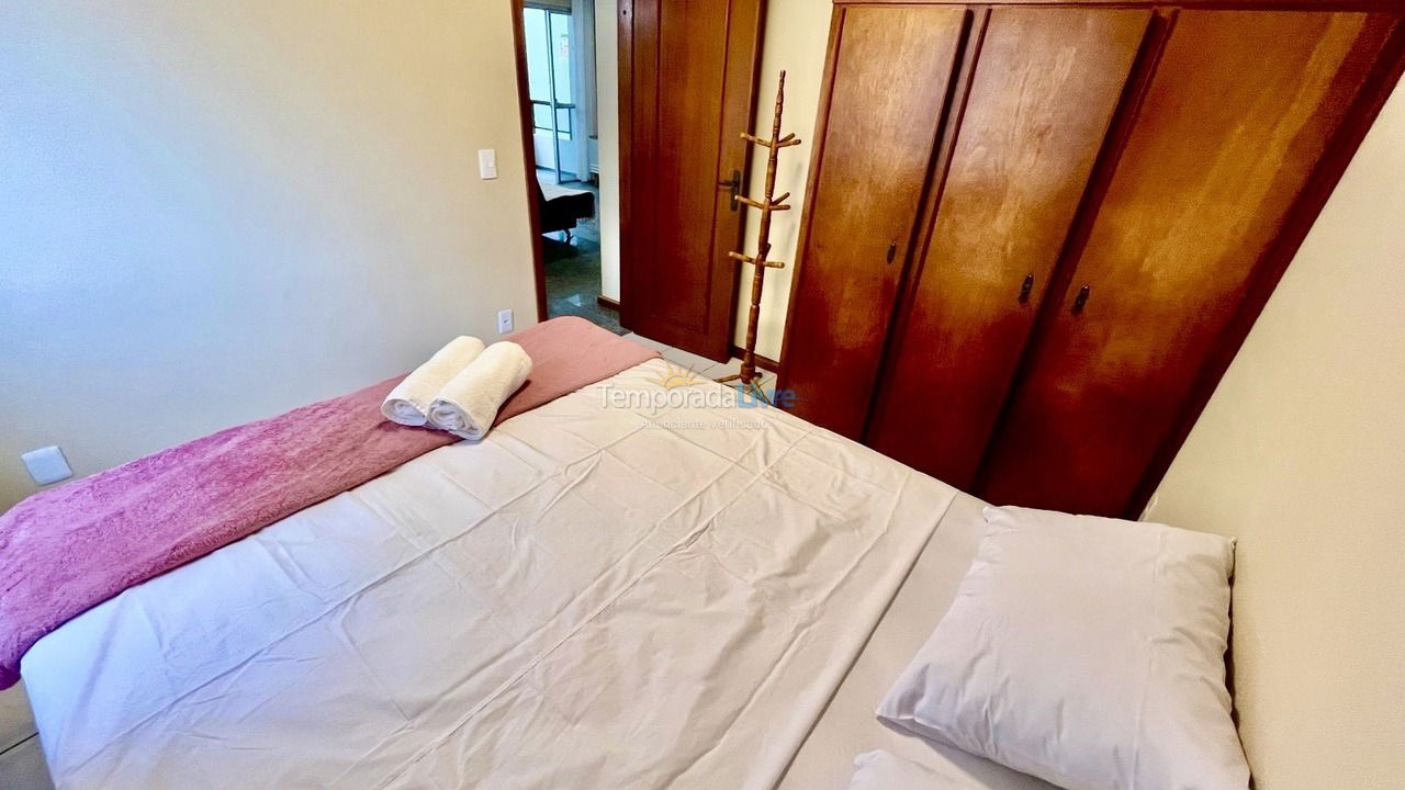 Apartamento para aluguel de temporada em Itapema (Meia Praia)