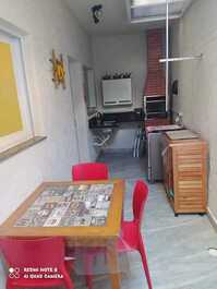 Apartment for rent on Maranduba beach with swimming pool