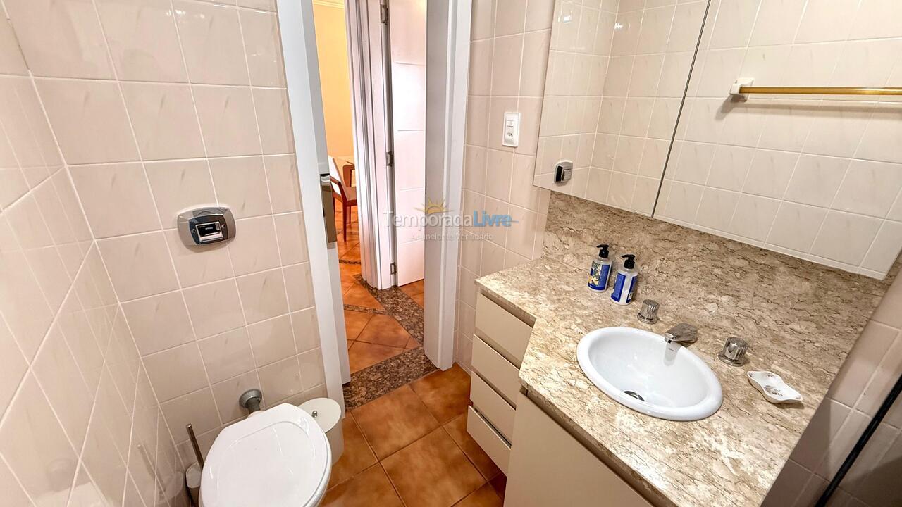 Apartamento para aluguel de temporada em Balneário Camboriú (Praia Central)