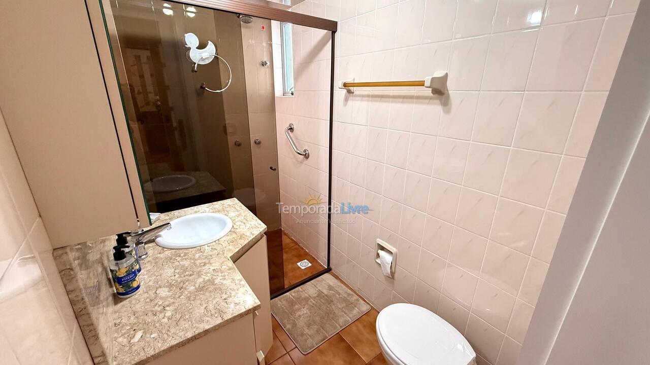 Apartamento para aluguel de temporada em Balneário Camboriú (Praia Central)