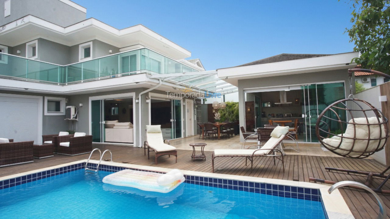 Casa para aluguel de temporada em Florianopolis (Jurerê Internacional)