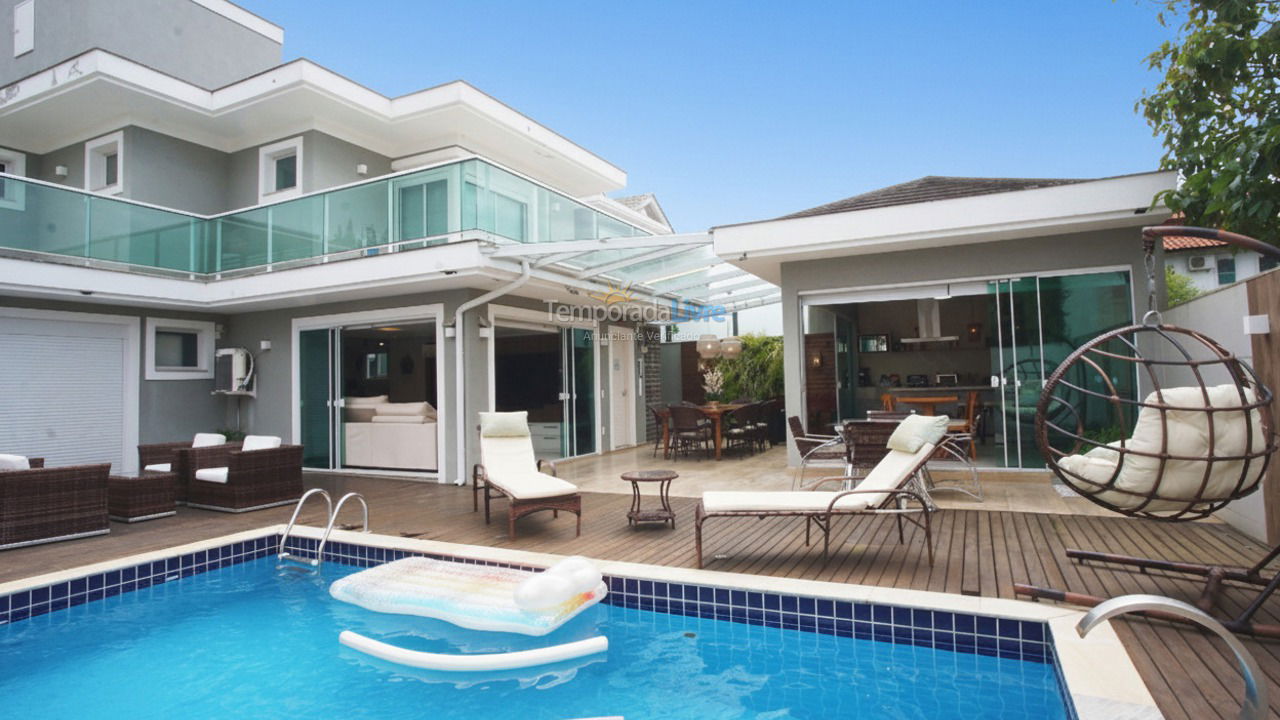 Casa para aluguel de temporada em Florianopolis (Jurerê Internacional)