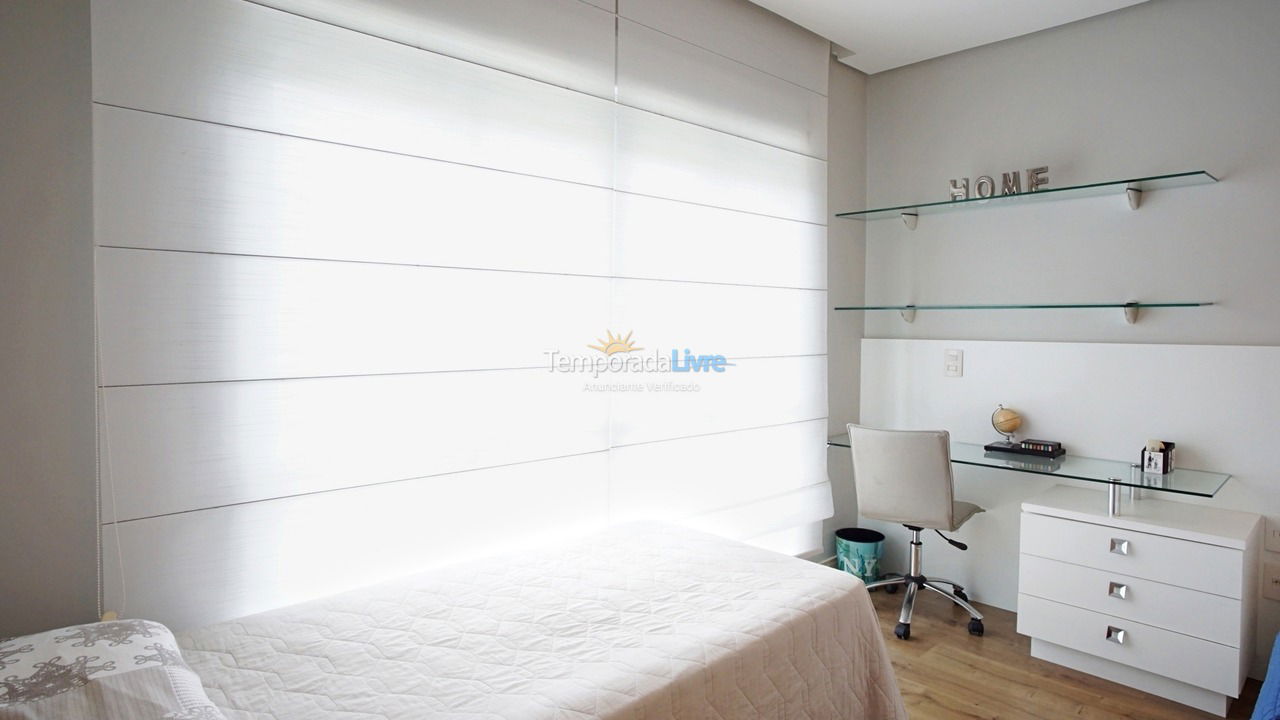 Casa para aluguel de temporada em Florianopolis (Jurerê Internacional)