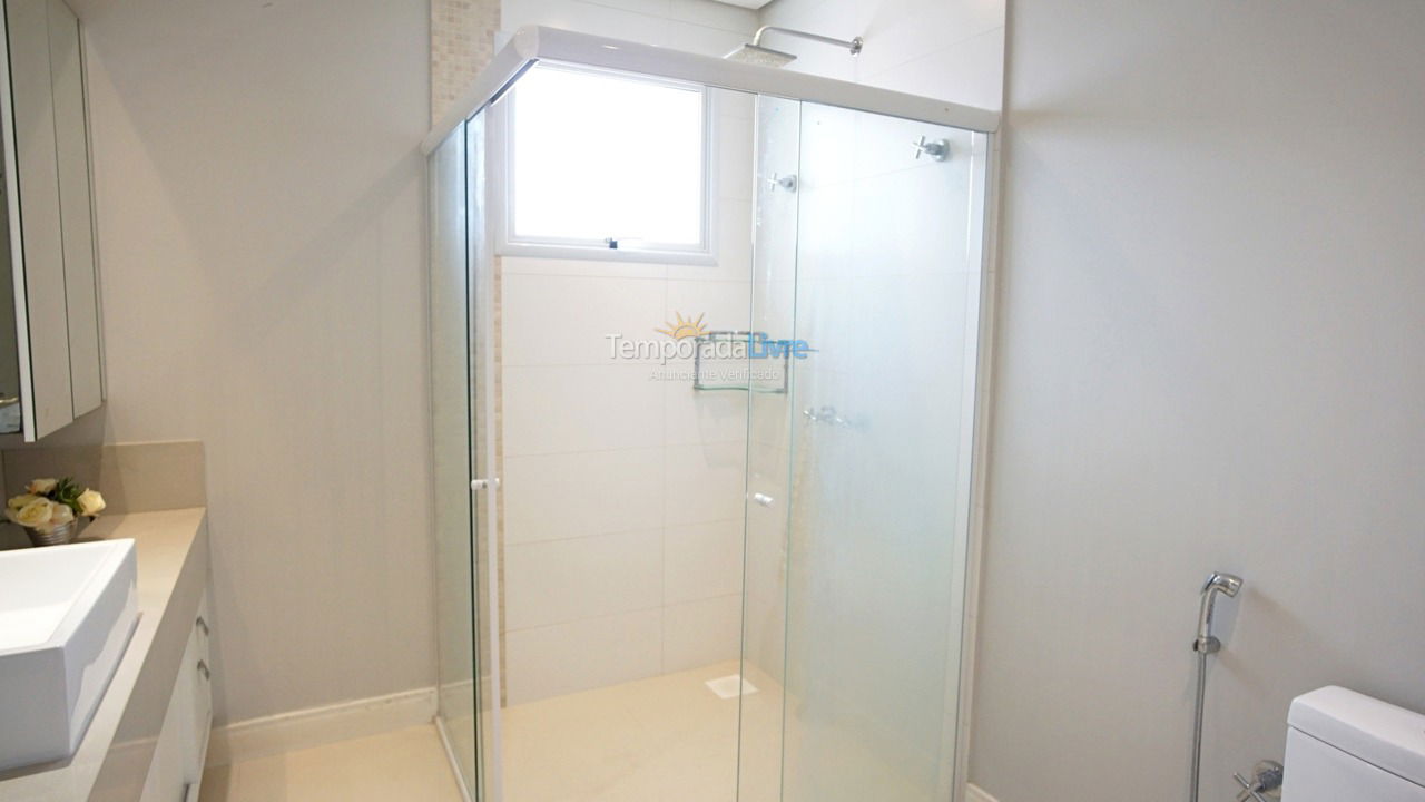 Casa para aluguel de temporada em Florianopolis (Jurerê Internacional)