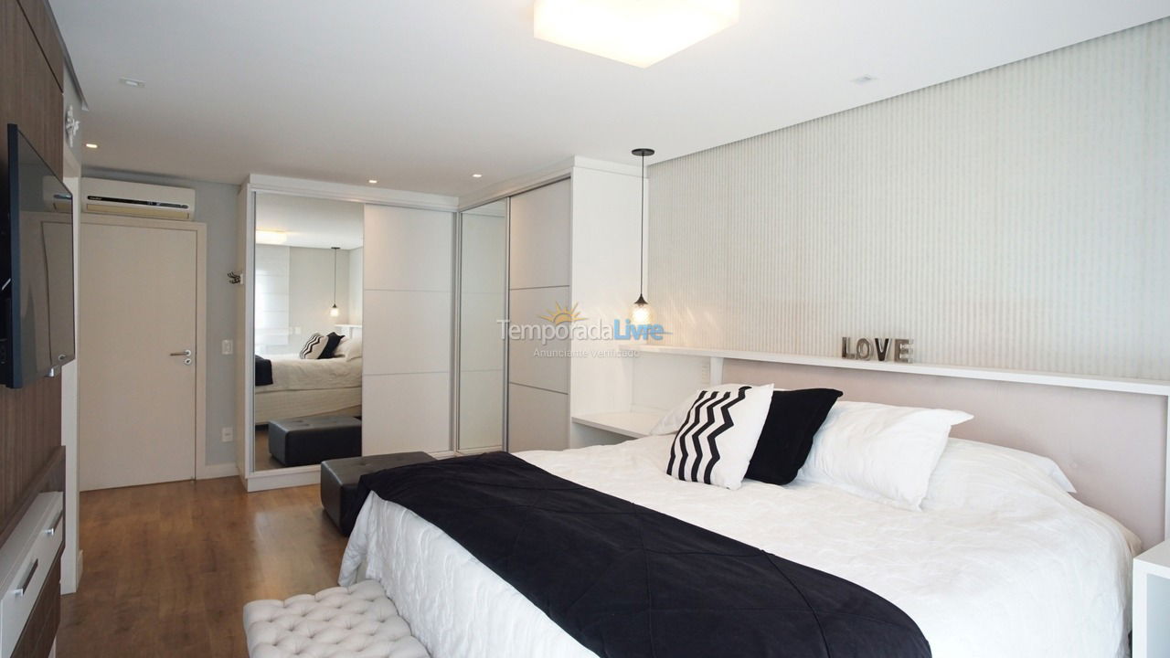 Casa para aluguel de temporada em Florianopolis (Jurerê Internacional)