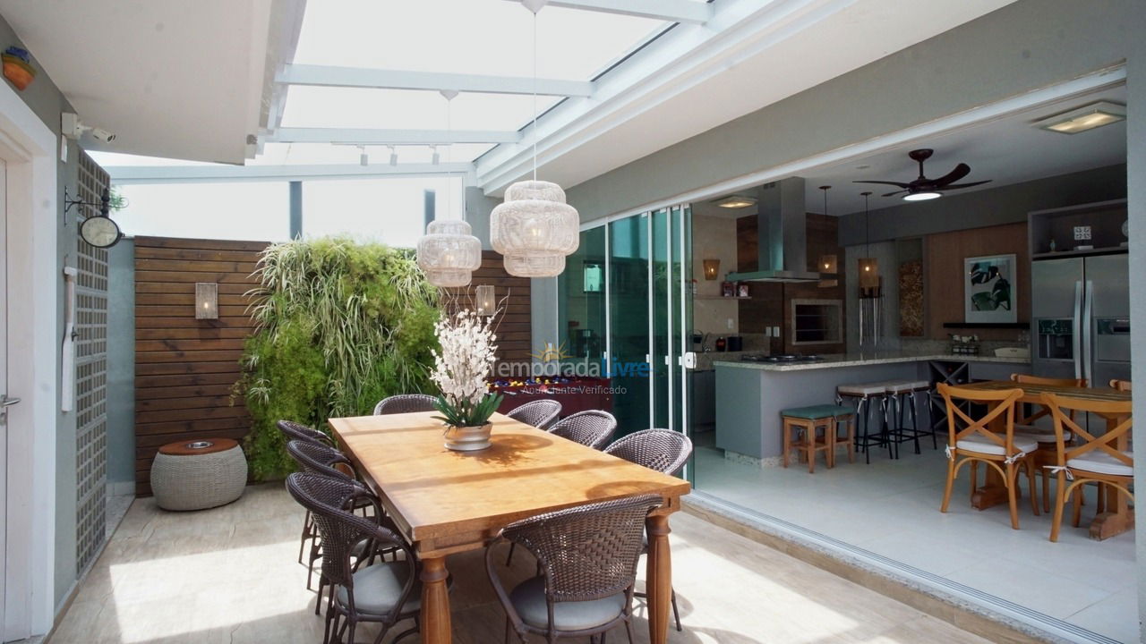 Casa para aluguel de temporada em Florianopolis (Jurerê Internacional)