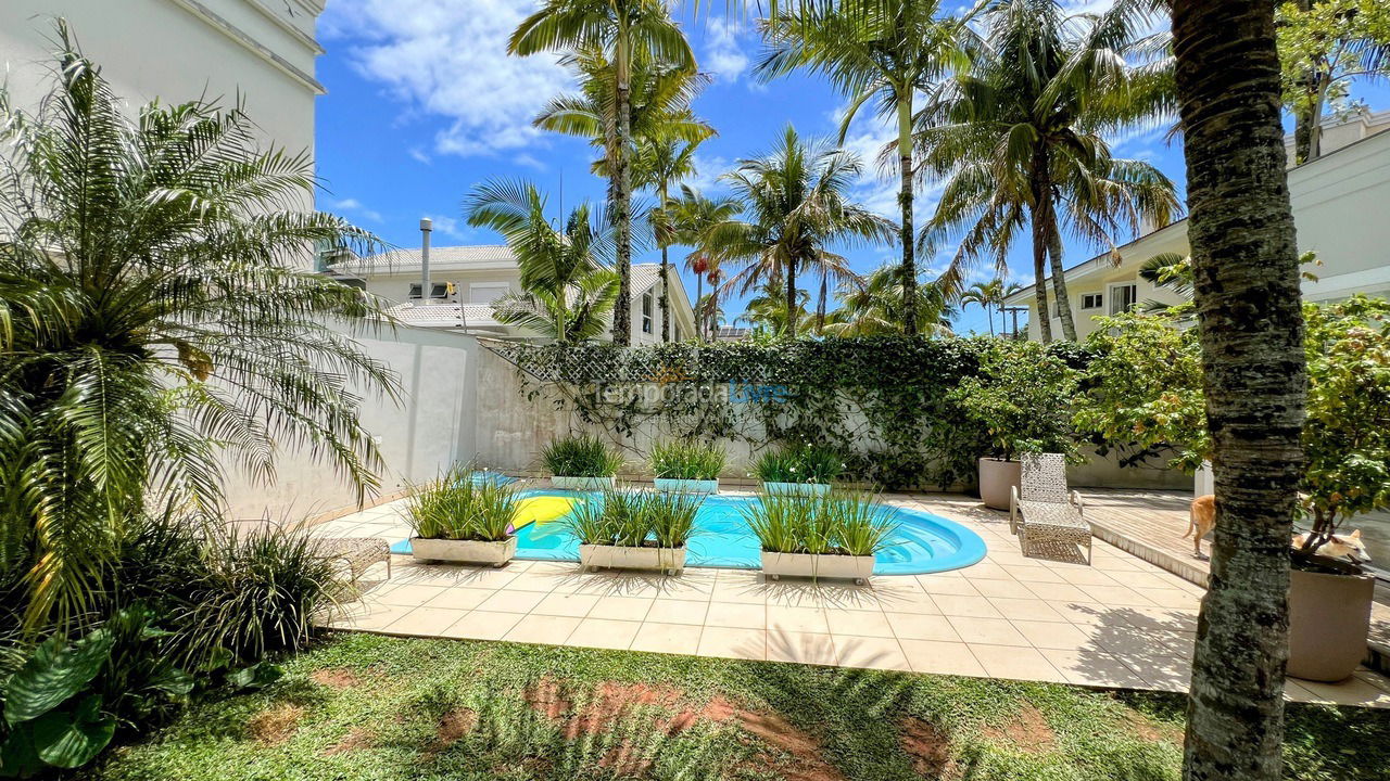 House for vacation rental in Florianopolis (Jurerê Internacional)