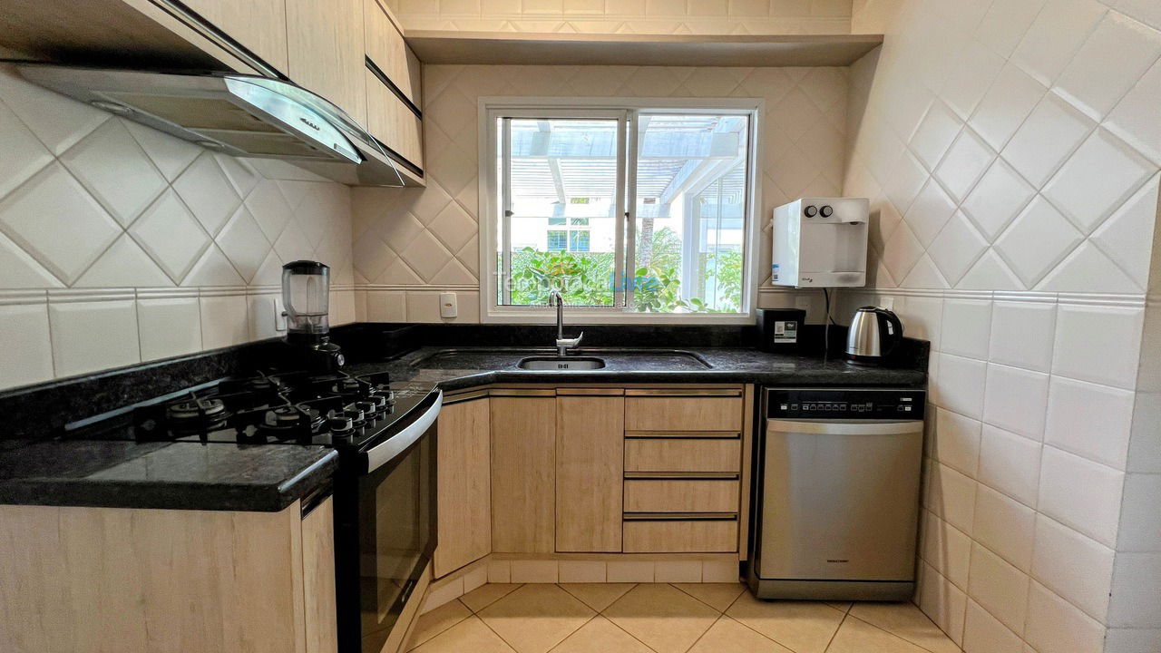 House for vacation rental in Florianopolis (Jurerê Internacional)