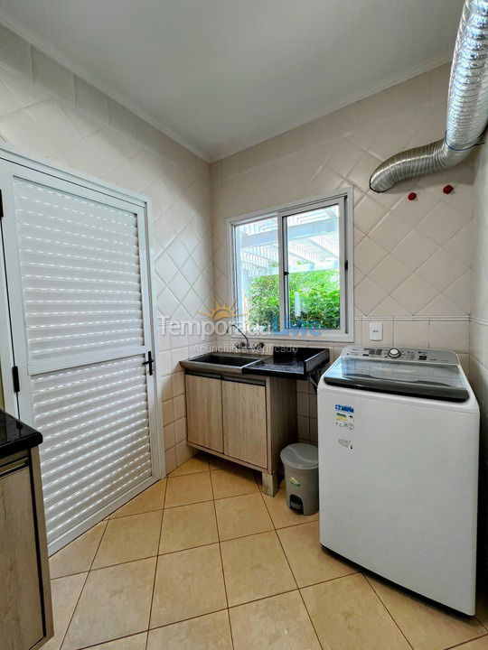 House for vacation rental in Florianopolis (Jurerê Internacional)