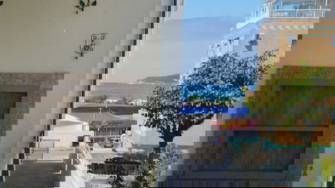 3 dormitorios, 50m del mar!