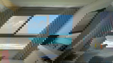 ¡Alto nivel con acceso directo al mar! A70