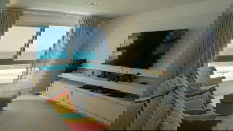 ¡Alto nivel con acceso directo al mar! A70