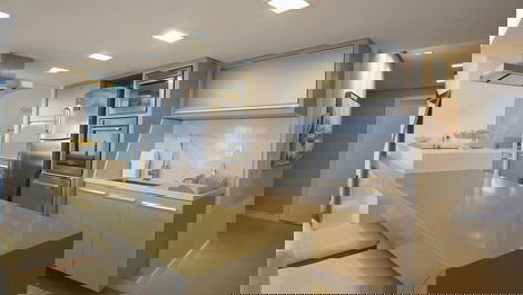 ¡Alto nivel con acceso directo al mar! A70