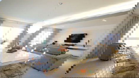 ¡Alto nivel con acceso directo al mar! A70