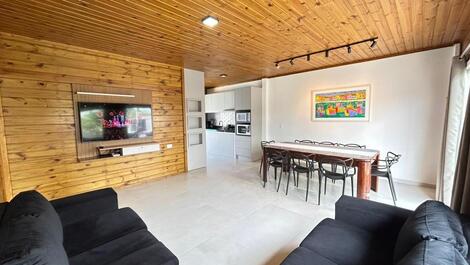 HOUSE WITH POOL MARISCAL