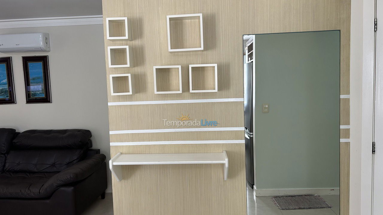 Apartamento para alquiler de vacaciones em Bombinhas (Praia de Bombas)