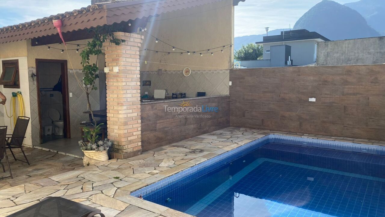 House for vacation rental in Bertioga (Condominio Morada da Praia)