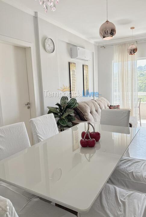 Apartamento para alquiler de vacaciones em Bombinhas (Praia de Bombas)