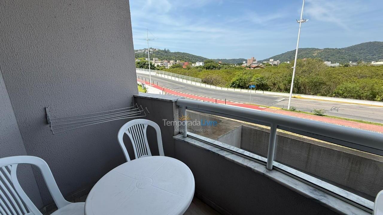 Apartment for vacation rental in Bombinhas (Praia de Bombas)