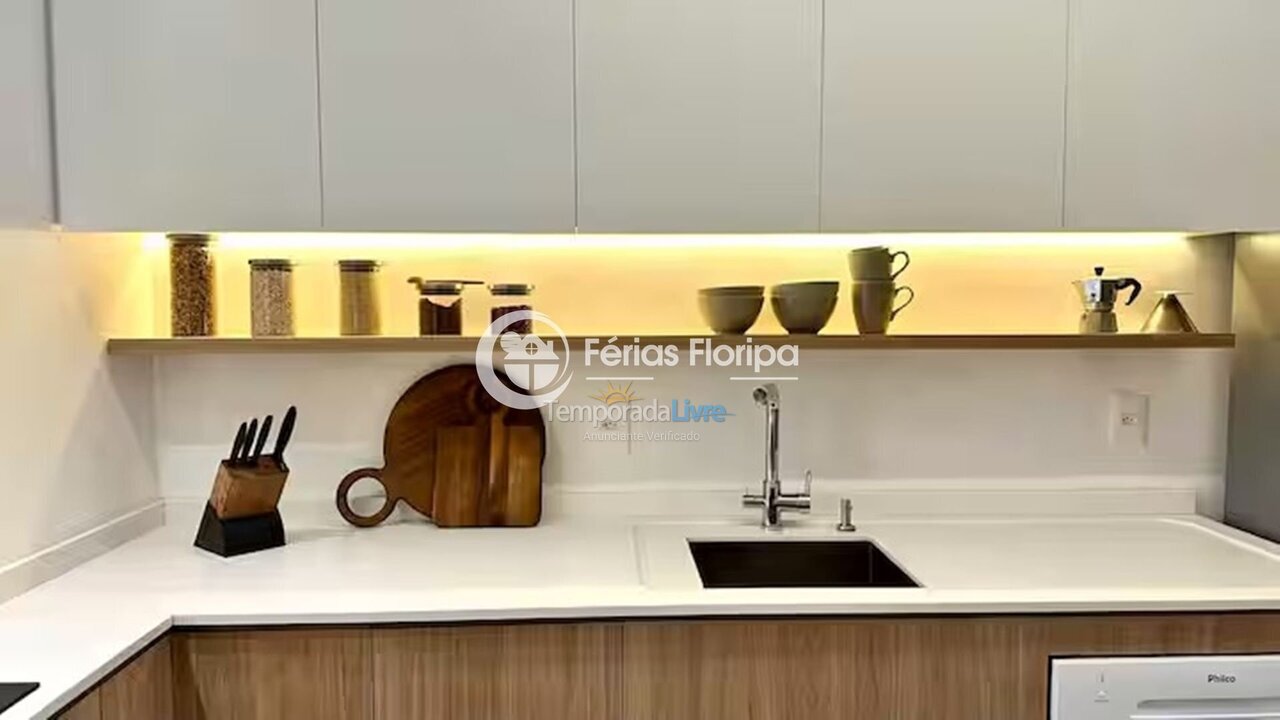 Casa para aluguel de temporada em Florianópolis (Morro das Pedras)