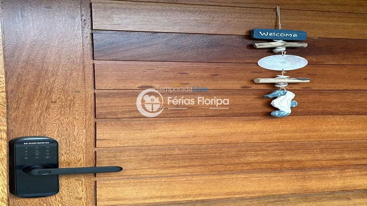 Casa para aluguel de temporada em Florianópolis (Morro das Pedras)